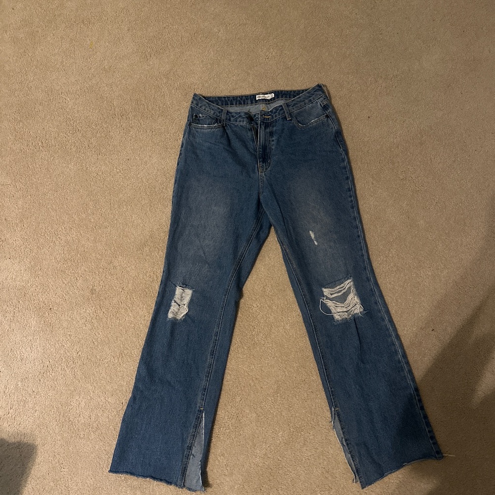 Baggy Ripped Jeans